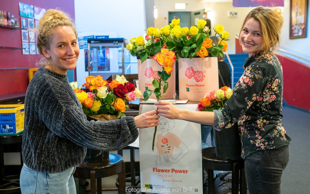„Flower Power – Sag’s mit fairen Blumen“